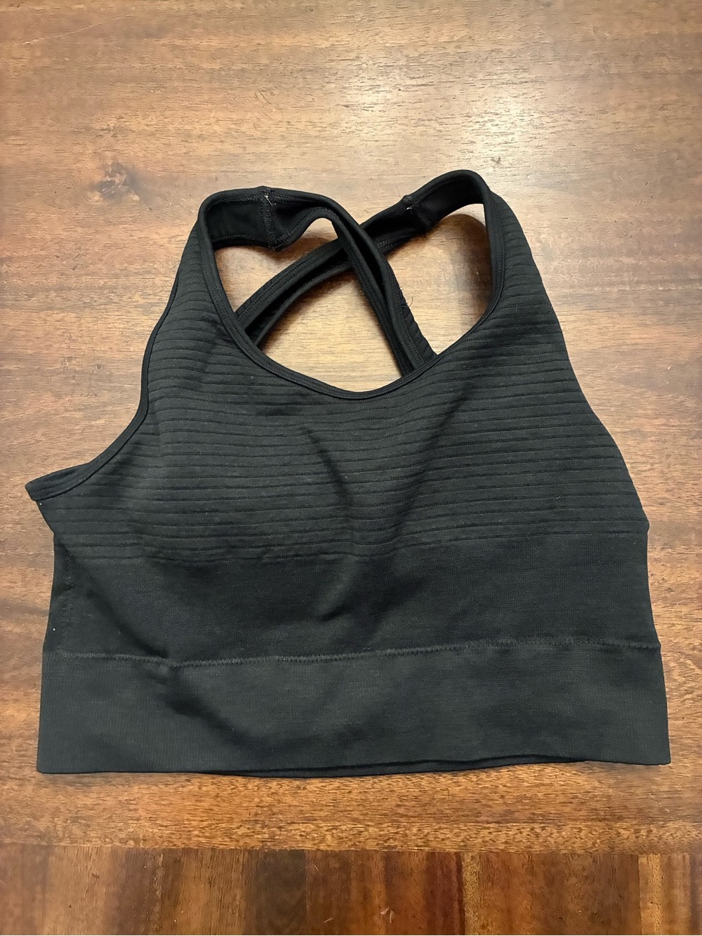 Alphalete Sports Bra Medium Black Criss Cross Back